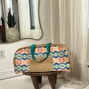 PENDLETON LOS LUNAS CANOPY CANVAS DUFFEL BAG